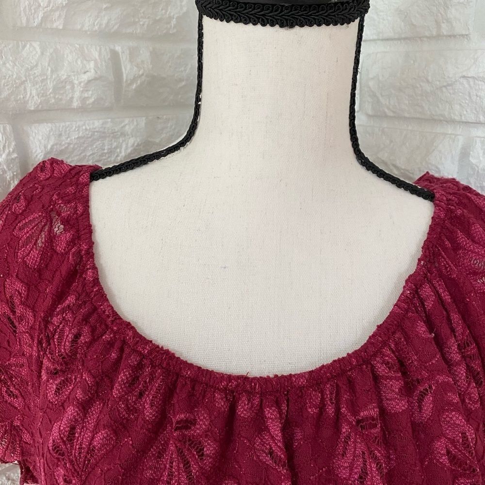Red Top - Picture 2 of 4